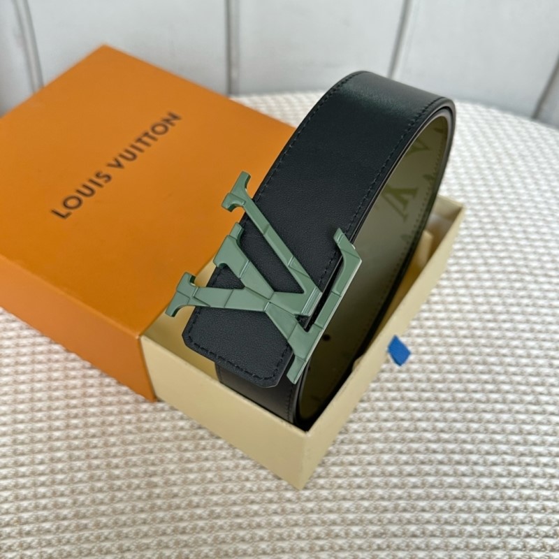 l0vis Vvtt0n belts